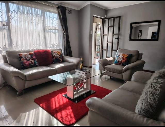 3 BEDROOM HOUSE FOR SALE IN MARIANNHILL PARK